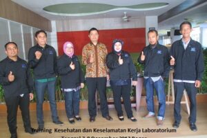 Training Safety Laboratory Microbiology